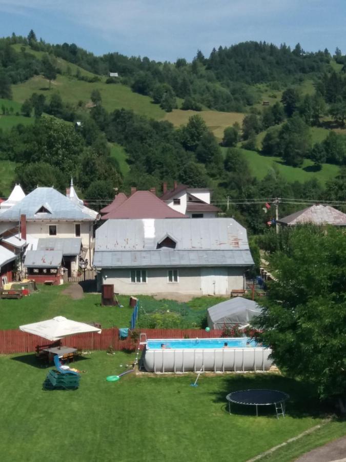 Pensiunea Alunis Hotel Садова Екстериор снимка