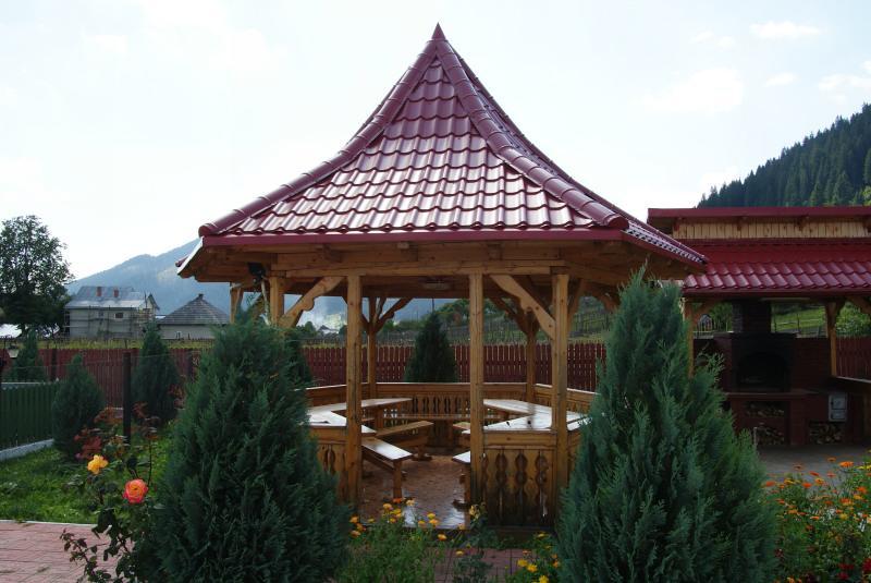 Pensiunea Alunis Hotel Садова Екстериор снимка
